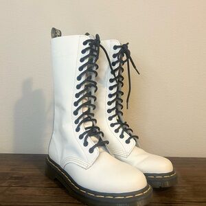 Dr. Martens 1914 Tall 14 Eye LaceUp Leather Combat Boots White Womens Sz 6 used